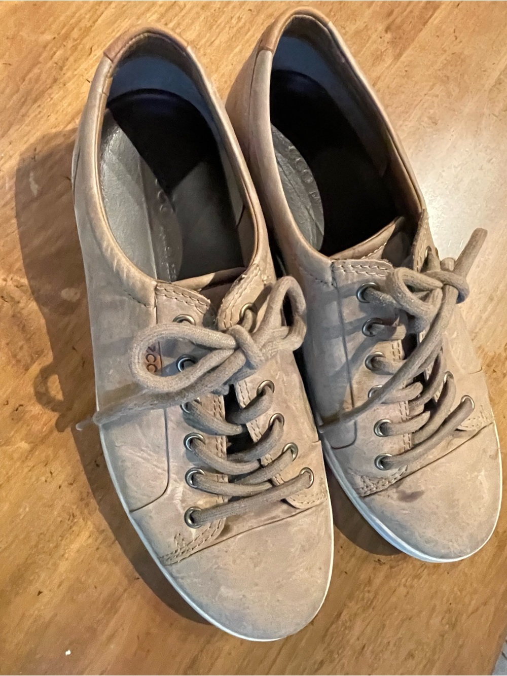Ecco Men's Taupe Leather Lace-Up Sneakers - Picture 5 of 7